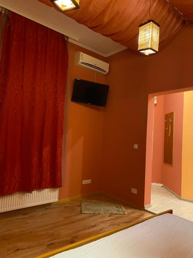 31 Котлярська Lviv Exterior foto